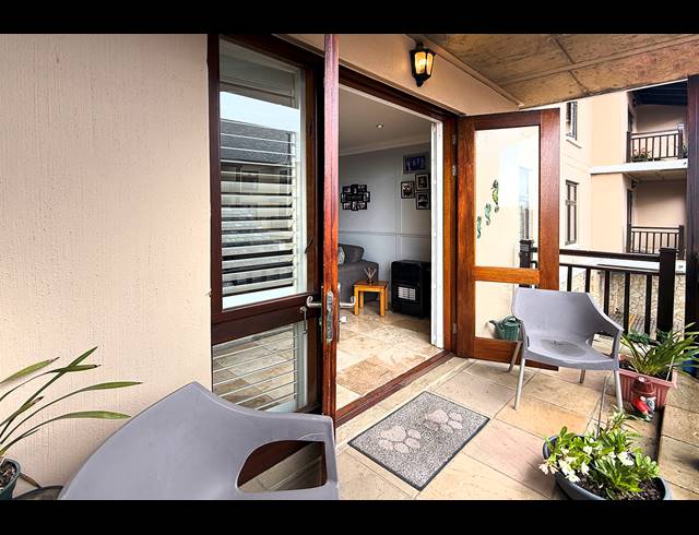 1 BEDROOM APARTMENT FOR SALE IN WATERFALL HILLS MATURE LIFESTYLE ESTATE